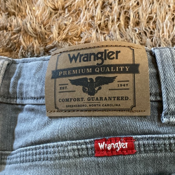 New with tags Grey kids wrangler jeans size 6reg slim fit - Picture 3 of 7